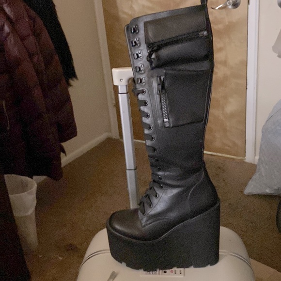 Dollzkill platform knee high combat boots with zipper compartments- - Picture 4 of 5